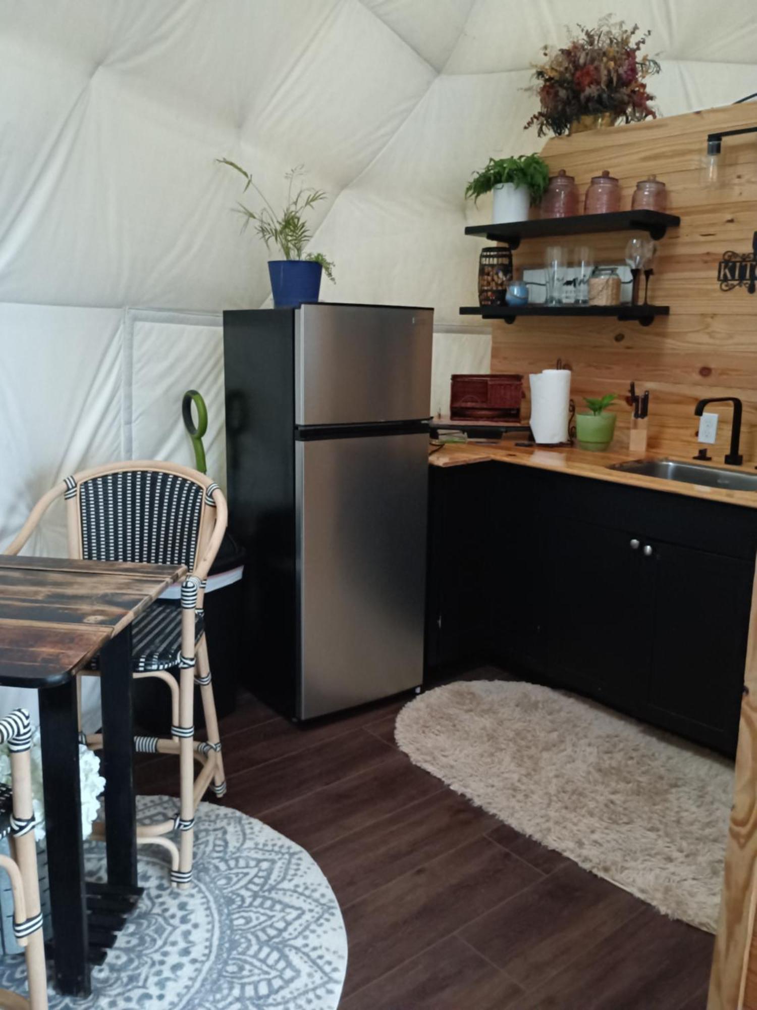 Waterfront Luxury Glamping Dome Hotell Rogersville Eksteriør bilde