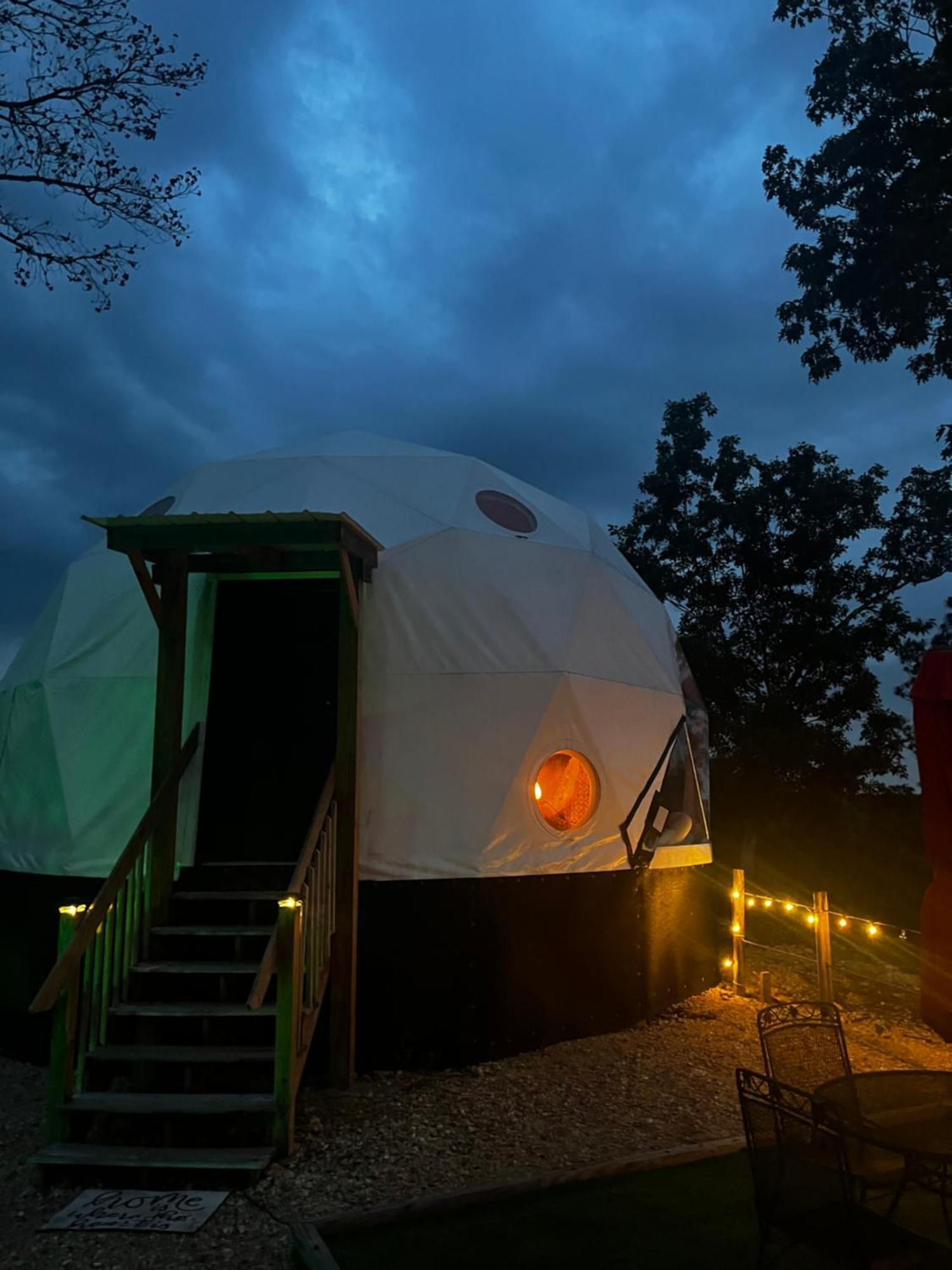 Waterfront Luxury Glamping Dome Hotell Rogersville Eksteriør bilde